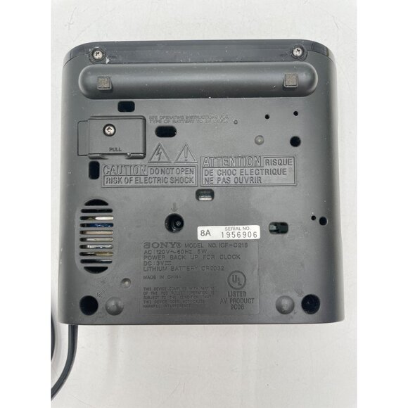 Sony Dream Machine Vintage AM/FM Alarm Clock Radio Model ICF-C218 - Picture 3 of 3